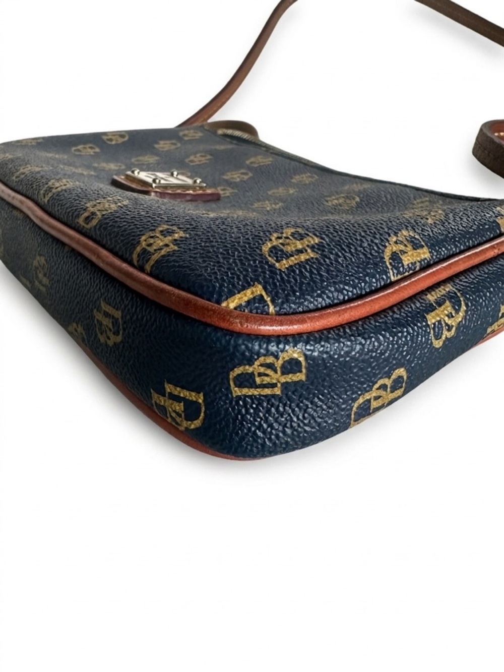 💐 Dooney & Bourke Gretta LexiCrossbody. Navy & Tan, Monogram. - Picture 5 of 11